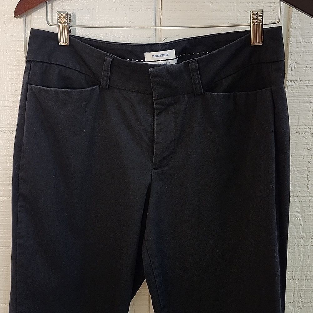 DOCKERS Women's Black Metro Pants Mid Rise Curvy 263357459 6 Short